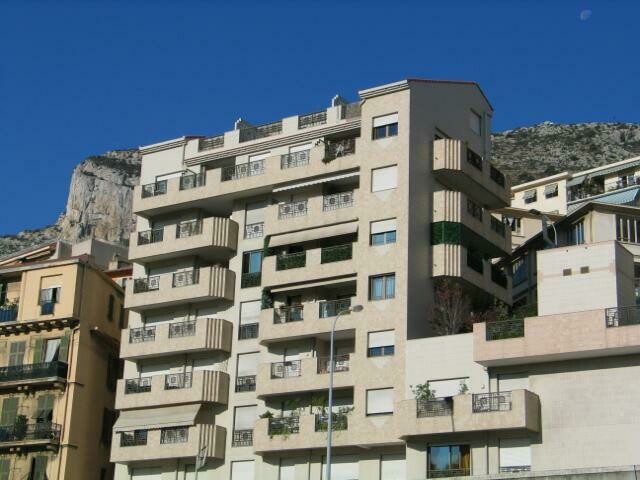 Belle cave saine - Location d'appartements à Monaco
