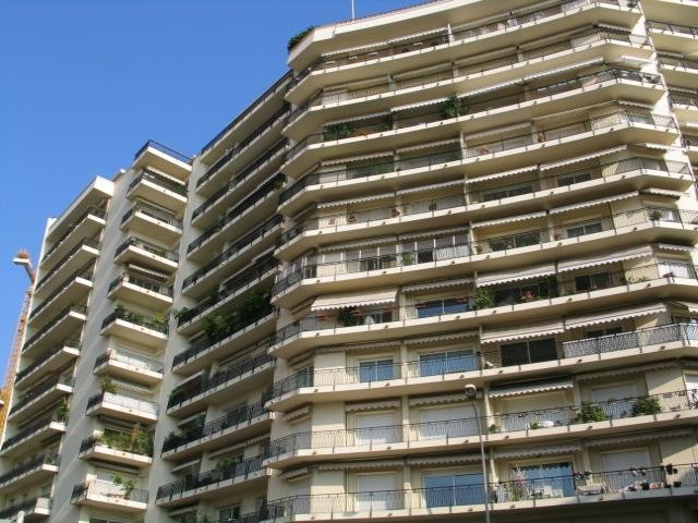 STUDIO AGREABLE AU CONTINENTAL -  PLACE DES MOULINS - Location d'appartements à Monaco