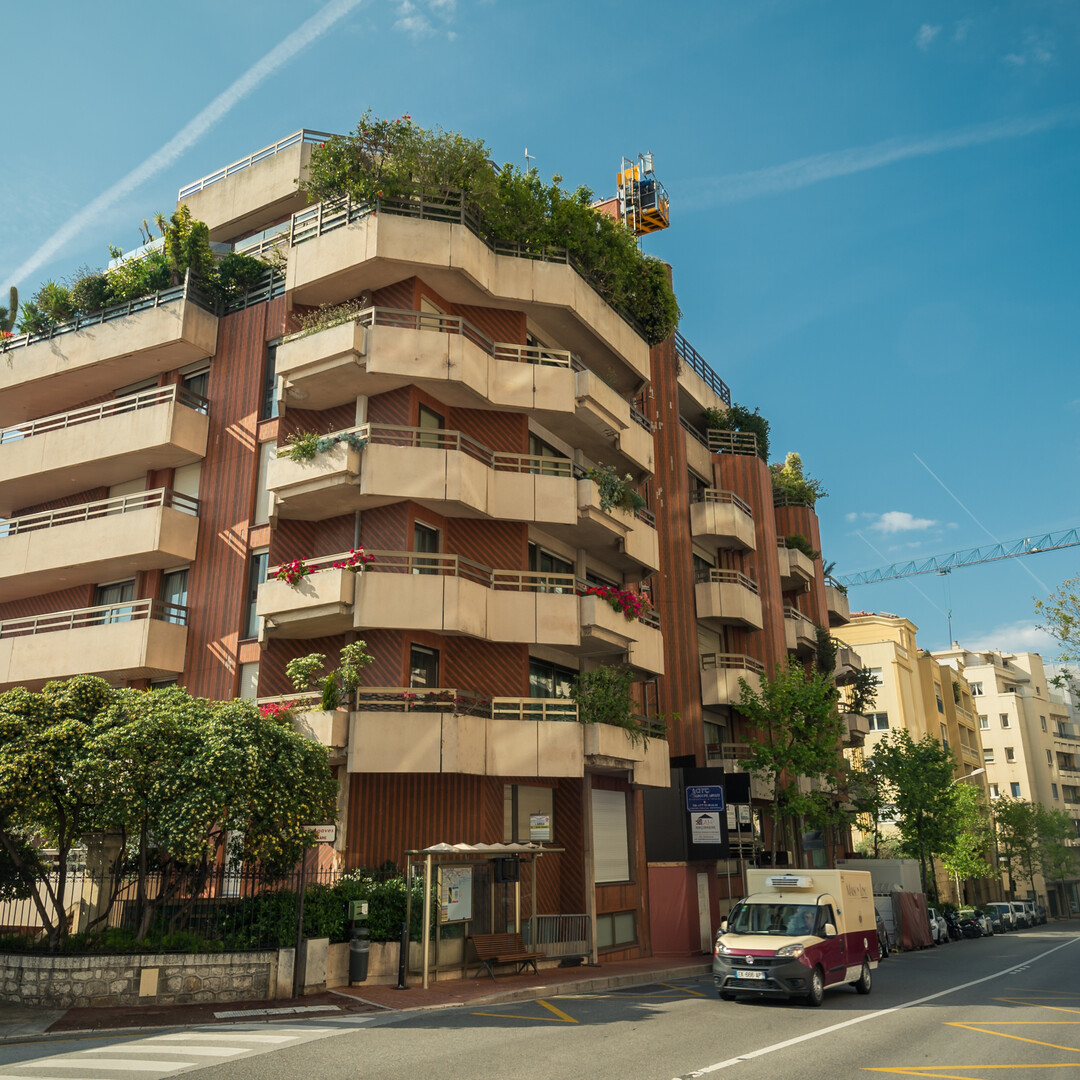 Spacieux Box à louer au Soleil d'Or - Location d'appartements à Monaco