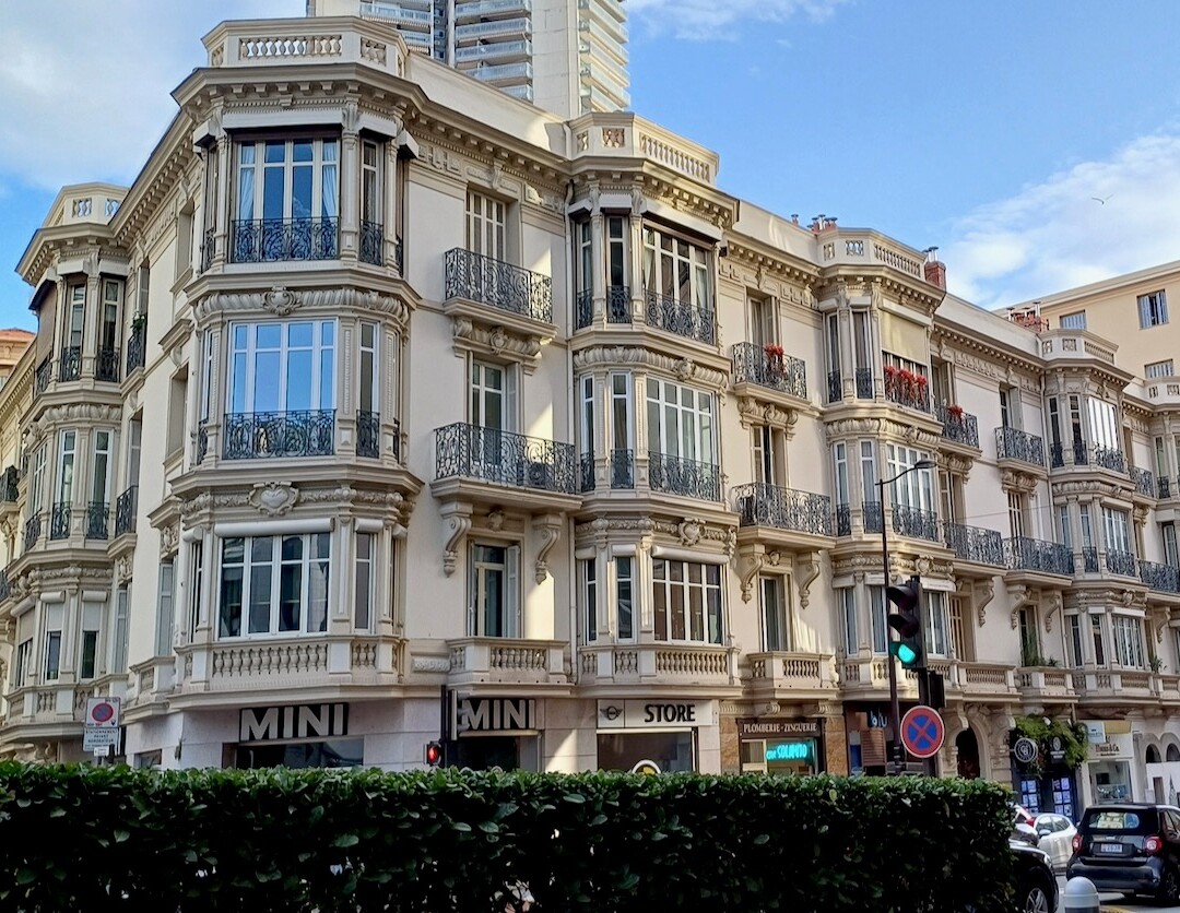 SOUS OPTION - VILLA Les LAURIERS - Boulevard Princesse Charlotte - Location d'appartements à Monaco