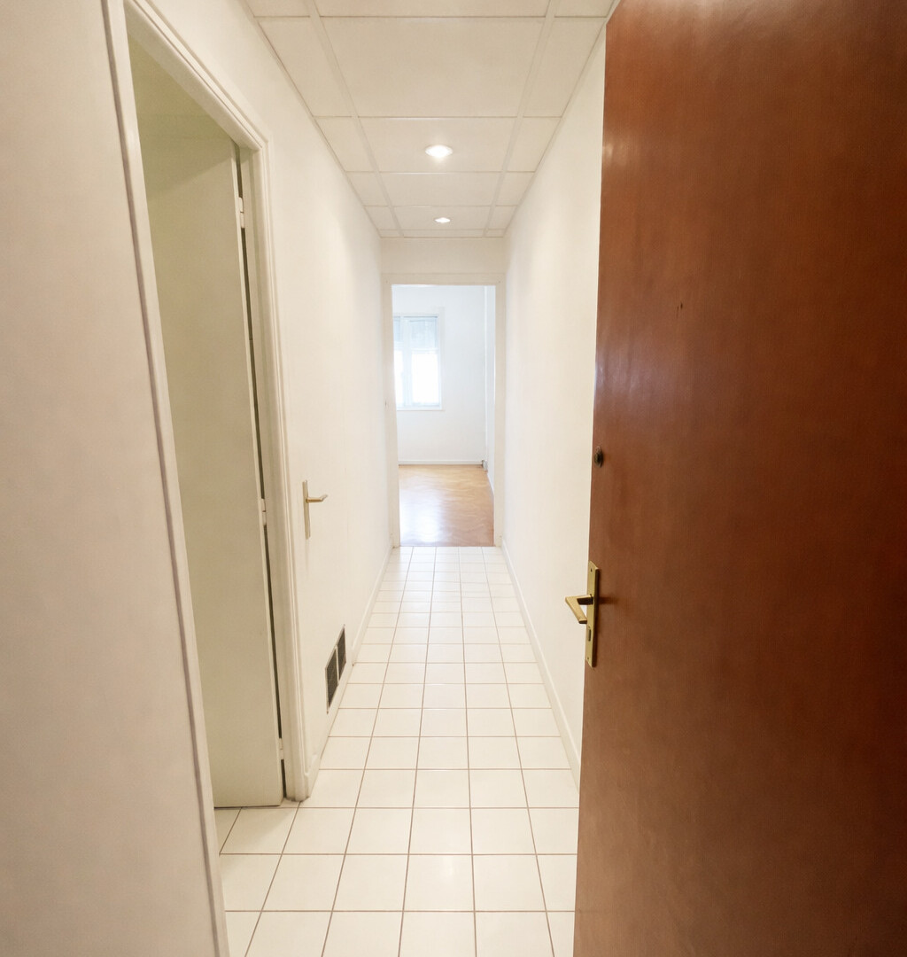 LUMINEUX STUDIO | IMMEUBLE LES LIERRES - Location d'appartements à Monaco