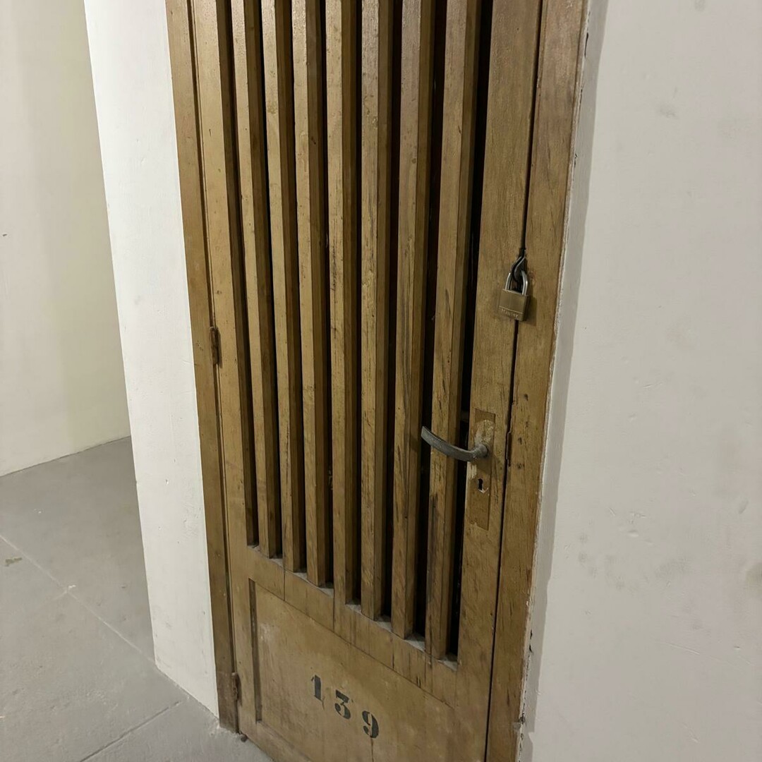 AUTEUIL : CAVE A LOUER - Location d'appartements à Monaco