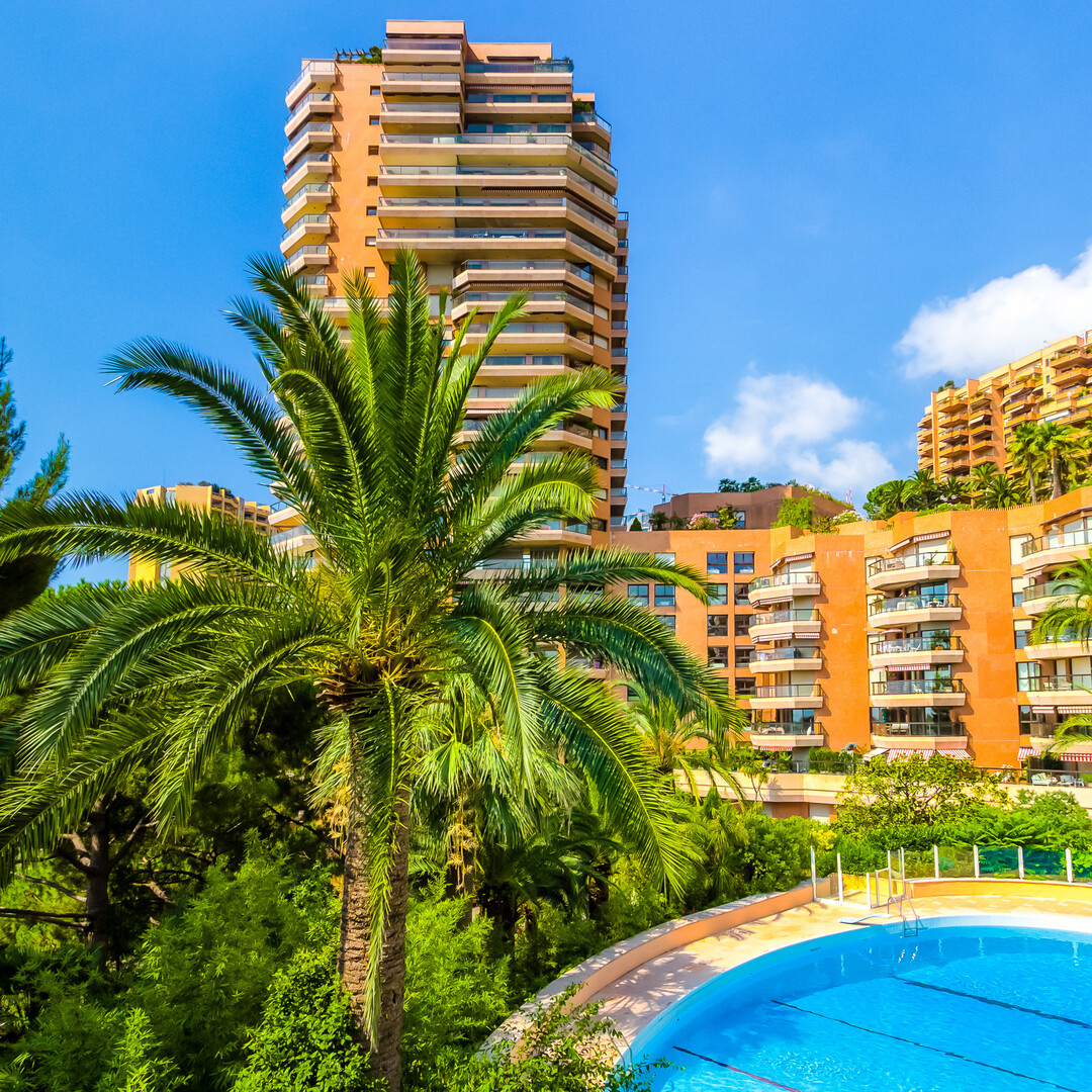 BEAU ET GRAND PARKING AU MONTE CARLO SUN - Location d'appartements à Monaco