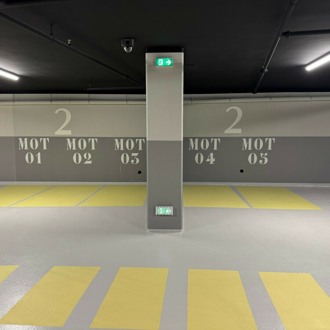 Exclusivité - Places moto à la location dans résidence neuve avec concierge - Location d'appartements à Monaco