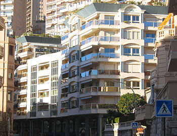 Grands bureaux situé au ROCAZUR - Location d'appartements à Monaco