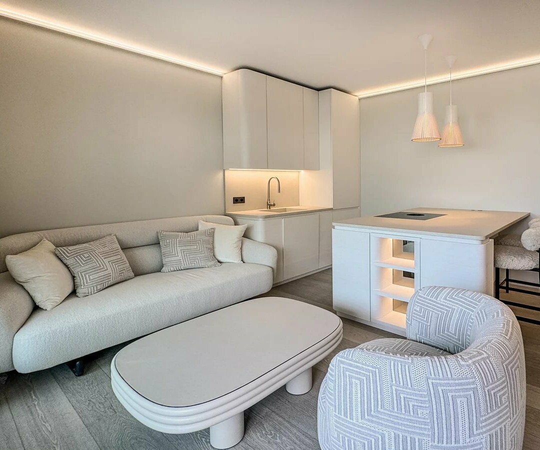Exclusivité - Luxueux 2 pièces entièrement meublé - Location d'appartements à Monaco