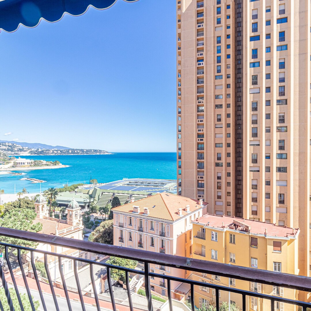 Très bel appartement de 4 pièces - Location d'appartements à Monaco