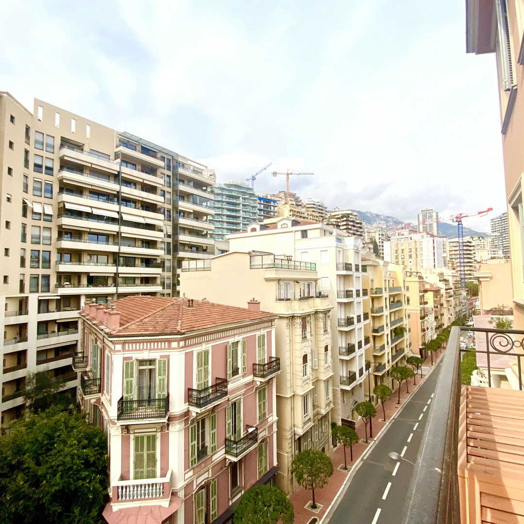 Bureau au coeur de la Condamine - Location d'appartements à Monaco