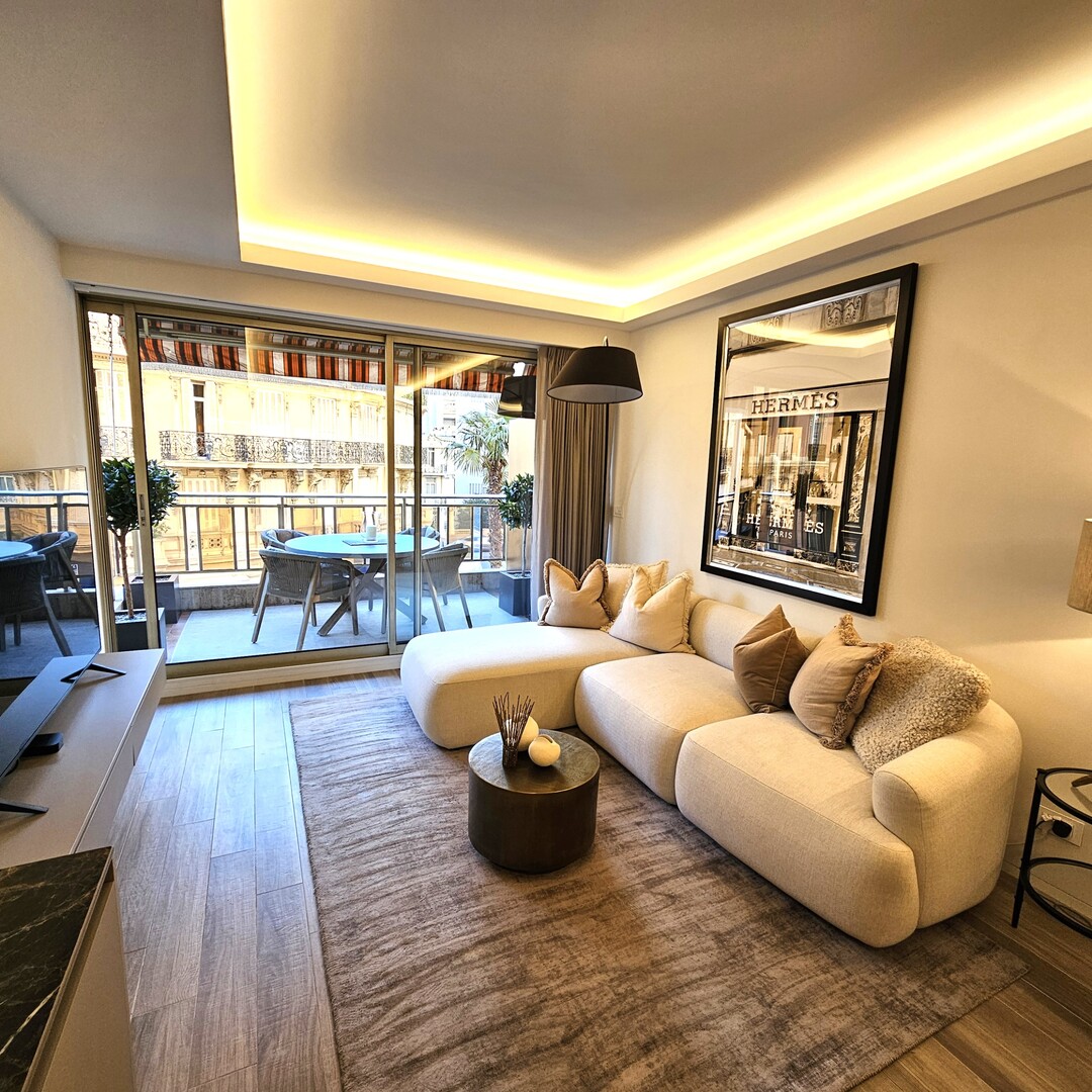 MAGNIFIQUE APPARTEMENT AU COEUR DE MONTE-CARLO - Location d'appartements à Monaco