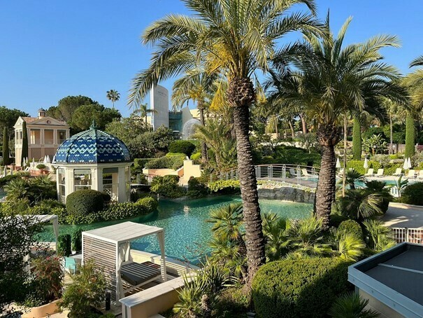 Vaste 2 pièces meublé dans une résidence de luxe - Location d'appartements à Monaco