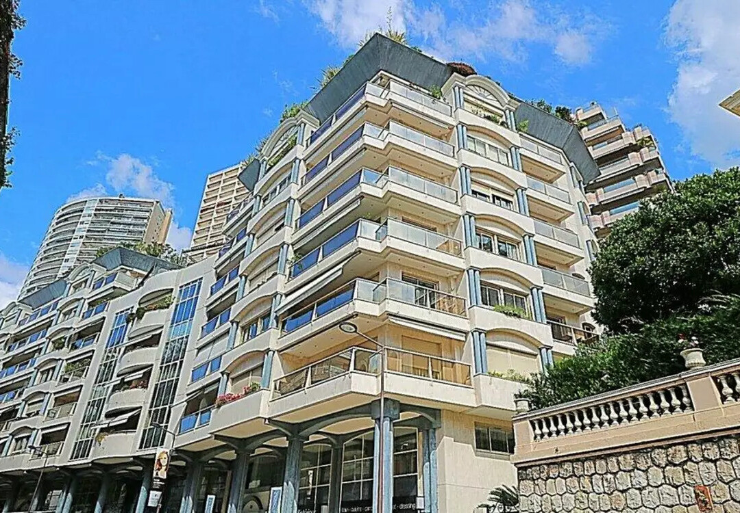 MAGNIFIQUE BUREAU - Location d'appartements à Monaco