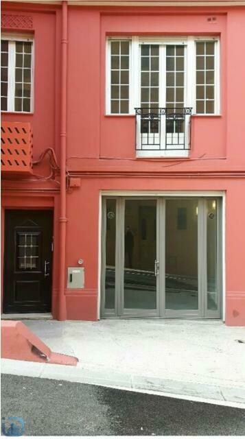 Local accès direct sur rue - Location d'appartements à Monaco
