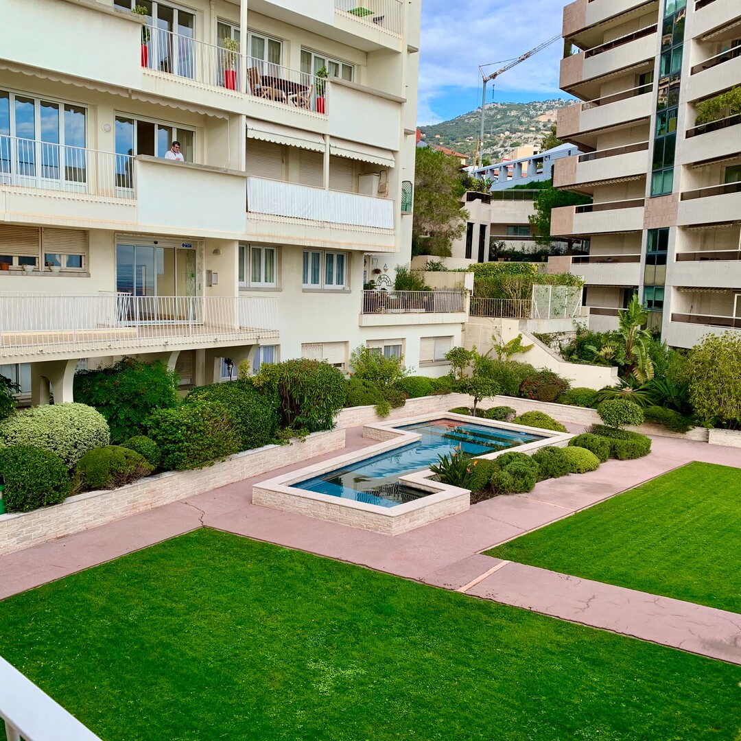 CHAMBRE DE SERVICE - JARDIN EXOTIQUE - Location d'appartements à Monaco
