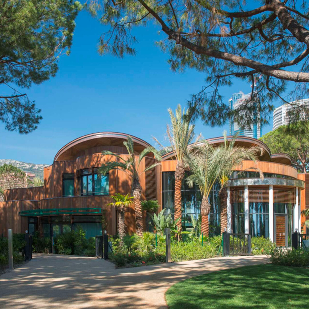 VILLA D’EXCEPTION EN BORD DE MER - Location d'appartements à Monaco