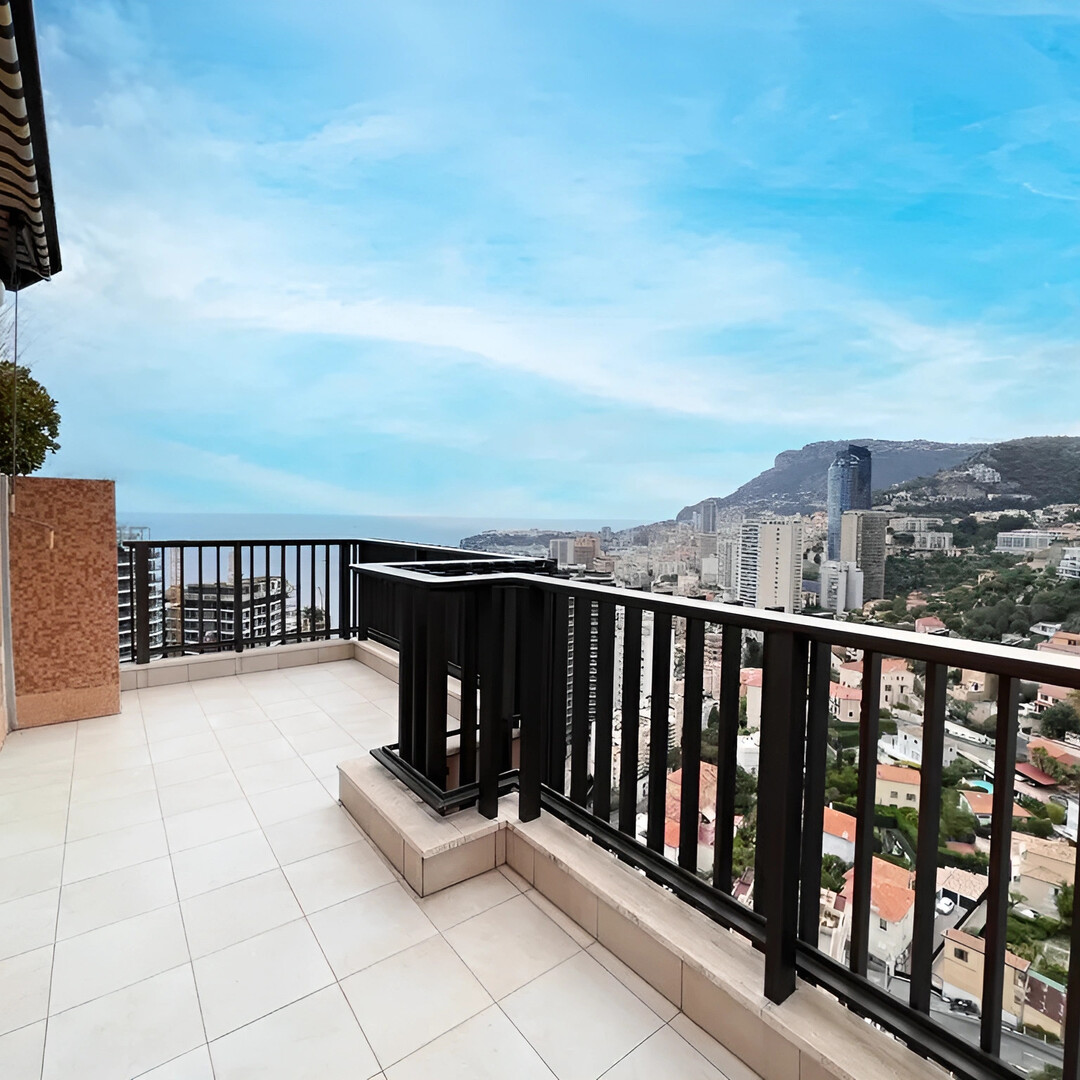 APPARTEMENT 3 PIECES LOCATION A MONACO - LA ROUSSE SAINT ROMAN - Location d'appartements à Monaco