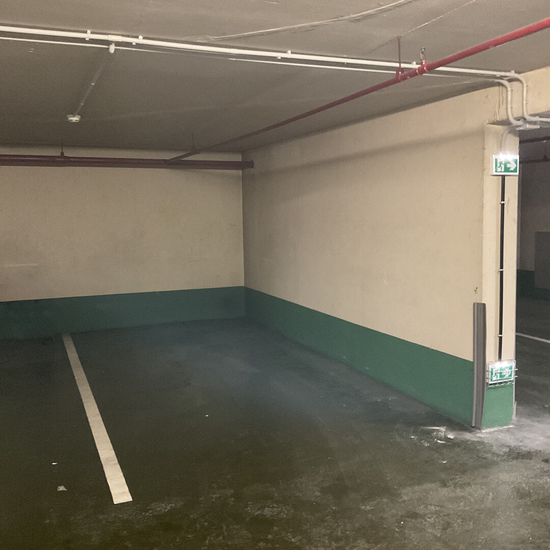 EMPLACEMENT DE PARKING / RESIDENCE LES LIGURES