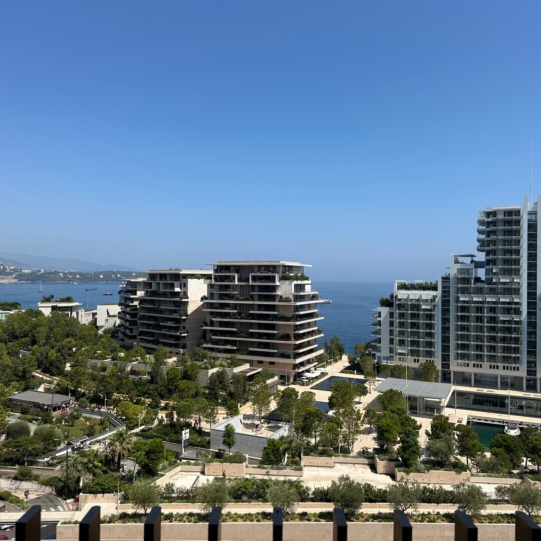 MIRABEAU : 3 PIECES - TERRASSE - VUE MER - PARKING