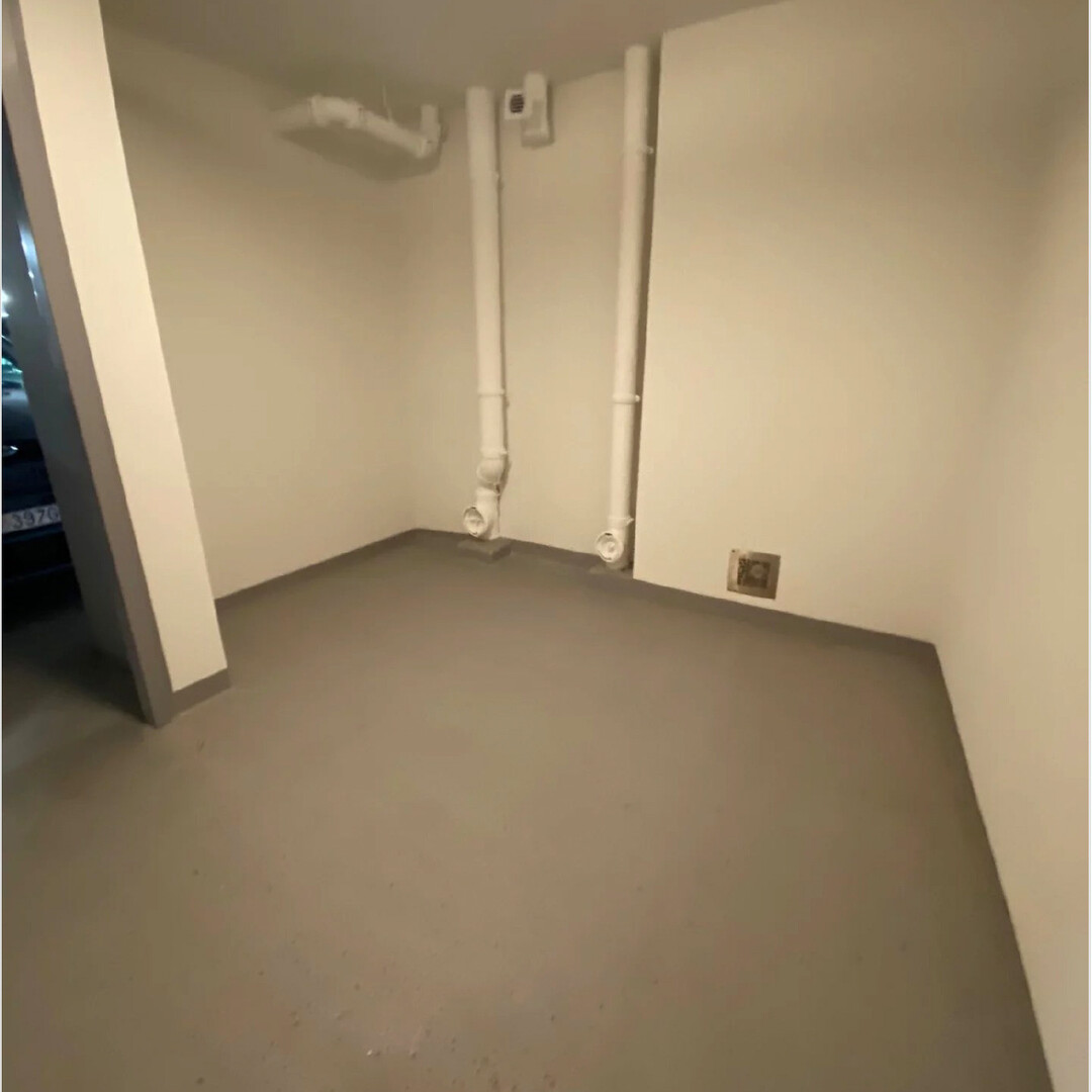 EXCLUSIVITE - LOCAL DE STOCKAGE À LOUER MONACO / LA CONDAMINE