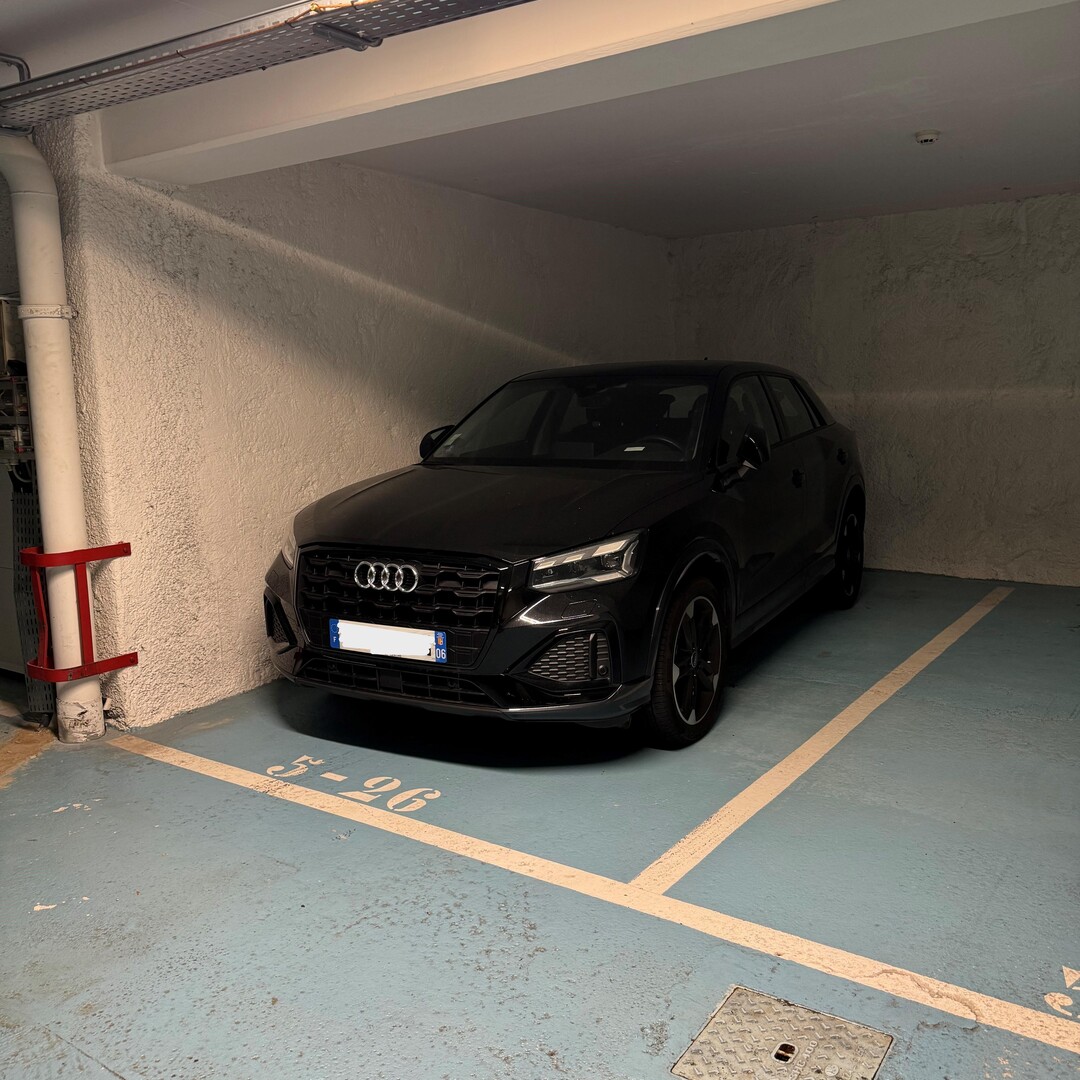 Location Exclusivité parking Monaco Saint Roman résidence de standing