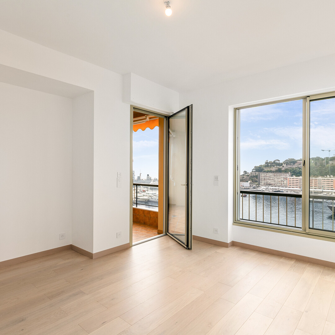 Location Exclusivité 2 pièces rénové vue mer Monaco Port