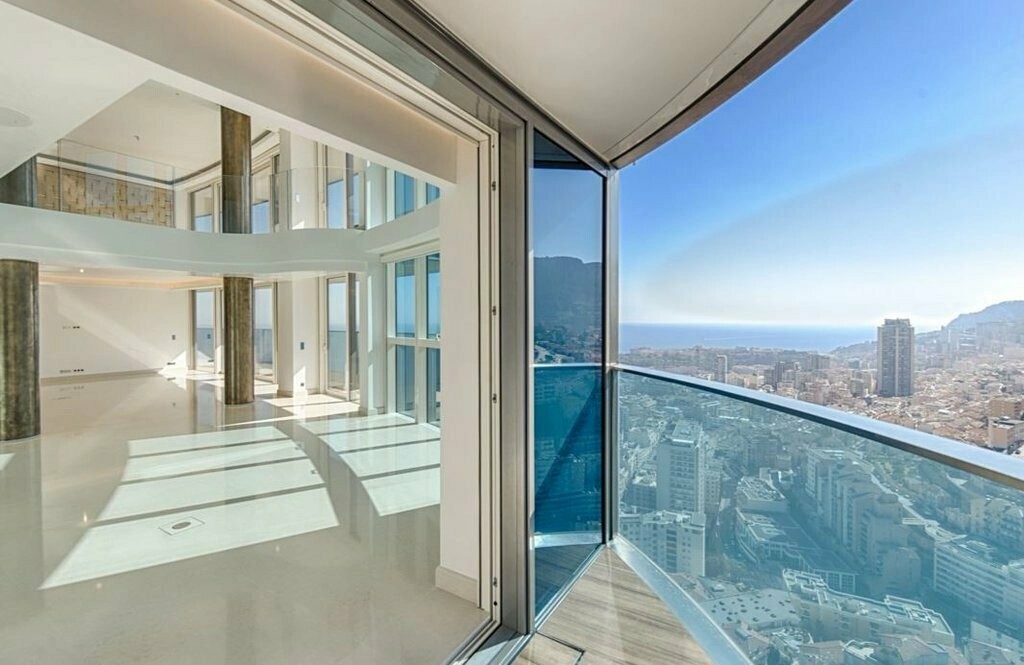 CO-EXCLUSIVITÉ - TOUR ODEON - Appartement de maître en duplex - Vue panoramique