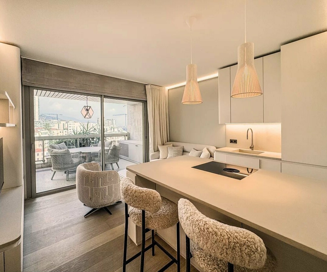 Exclusivité - Luxueux 2 pièces entièrement meublé