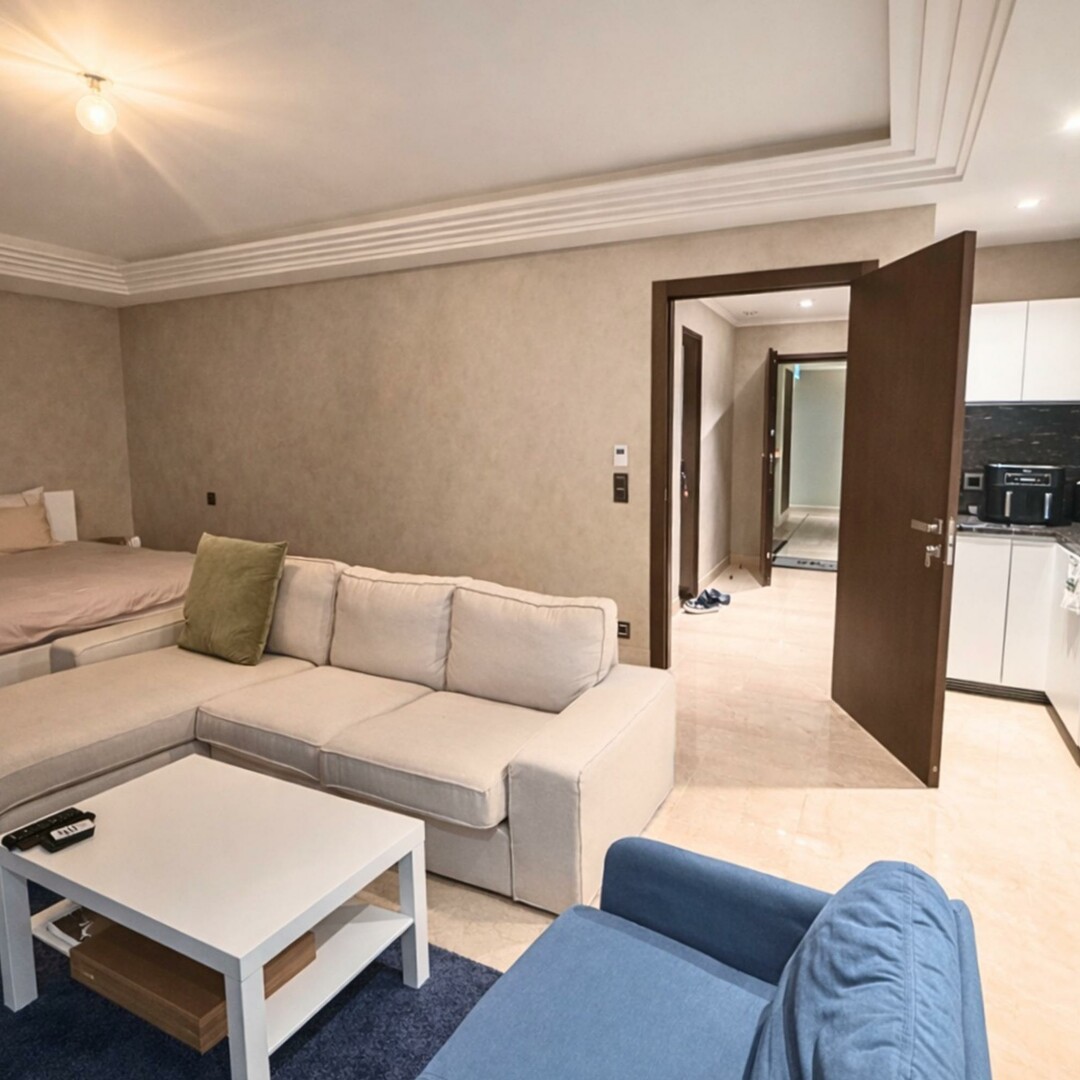 Studio neuf | Immeuble de prestige | Condamine/Port