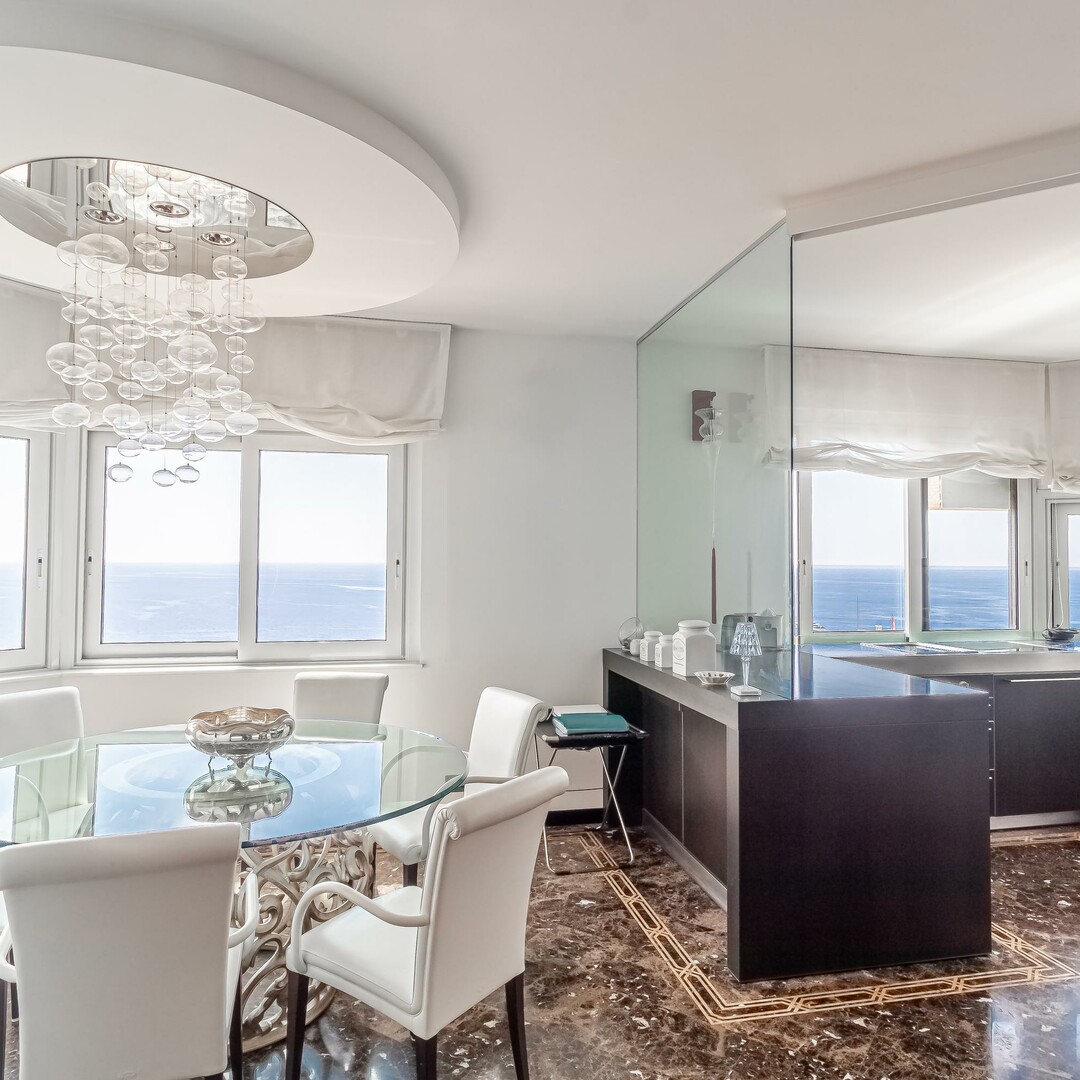 Grand appartement meublé au Parc Saint Roman