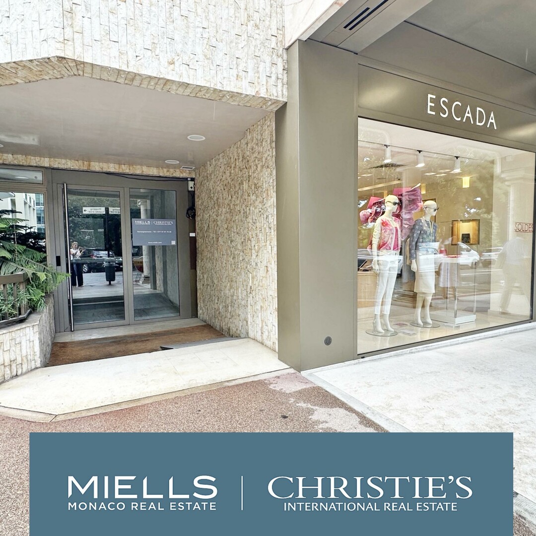 Bureaux / Bail commercial de 743 m2 en plein coeur du Carré d'Or -