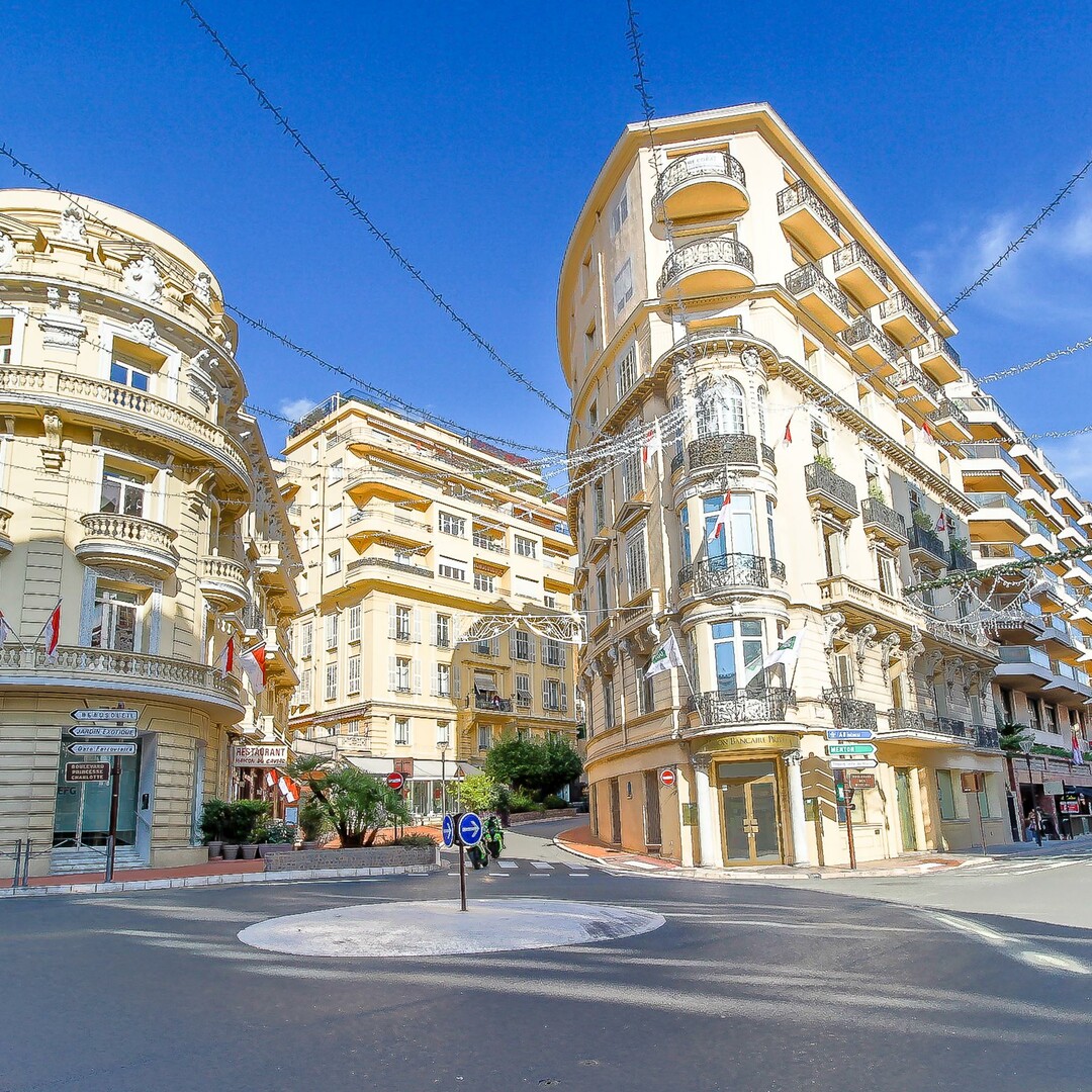 RARE PARKING EN PLEIN COEUR DE MONTE-CARLO