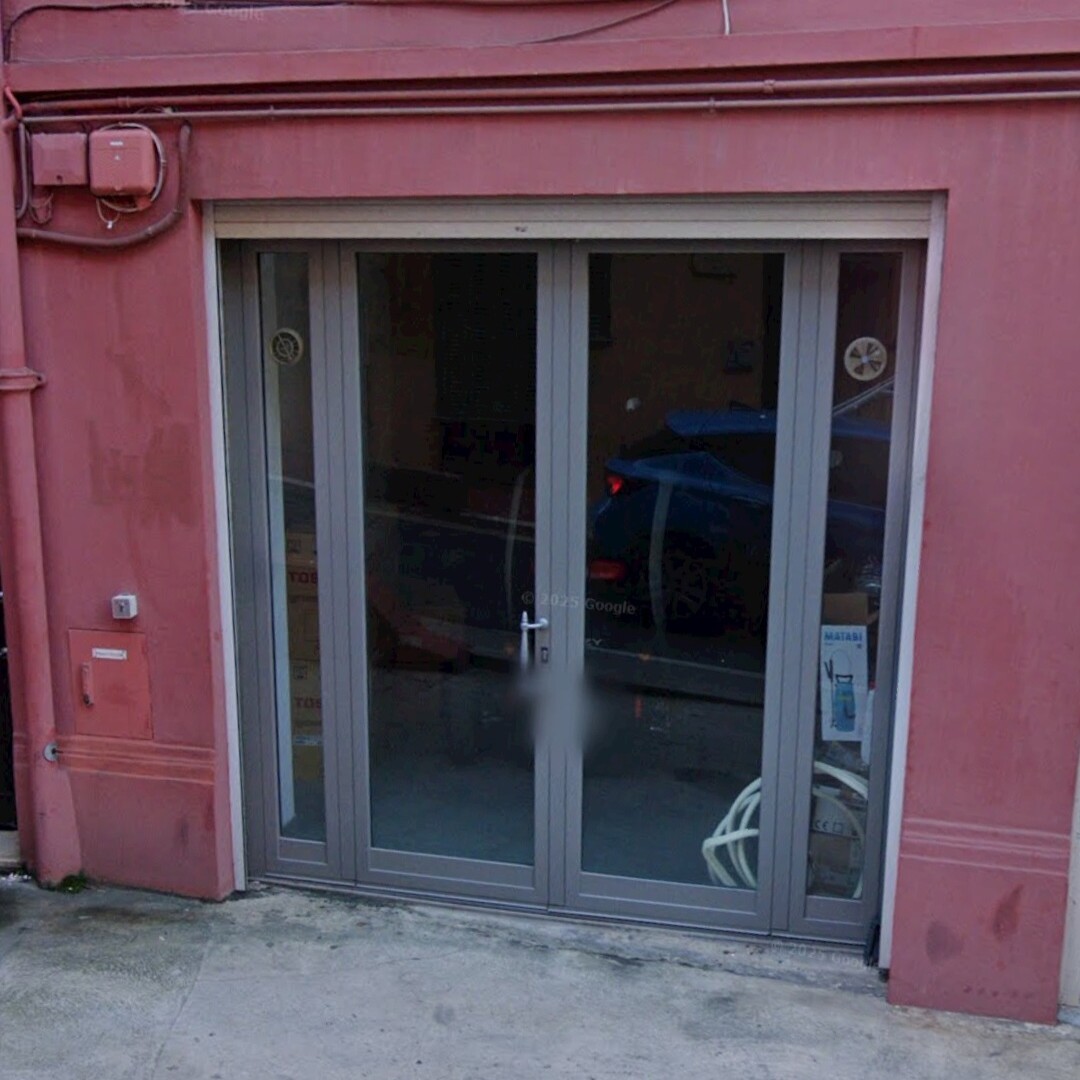 Local accès direct sur rue