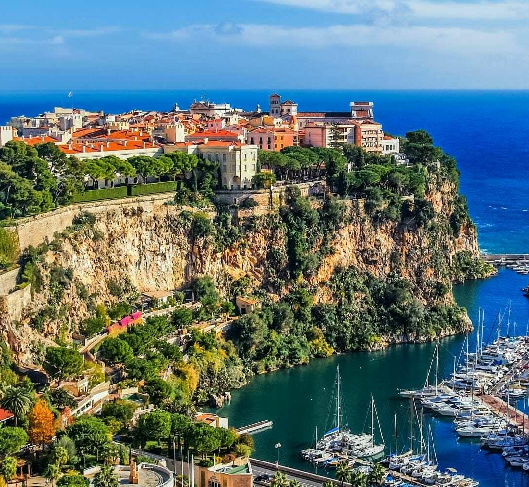 RARE ! GRAND GARAGE A LOUER A MONACO VILLE