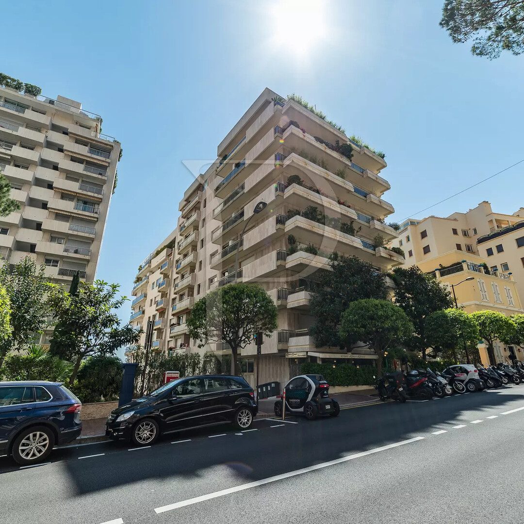 EMPLACEMENT DE PARKING CHÂTEAU AMIRAL