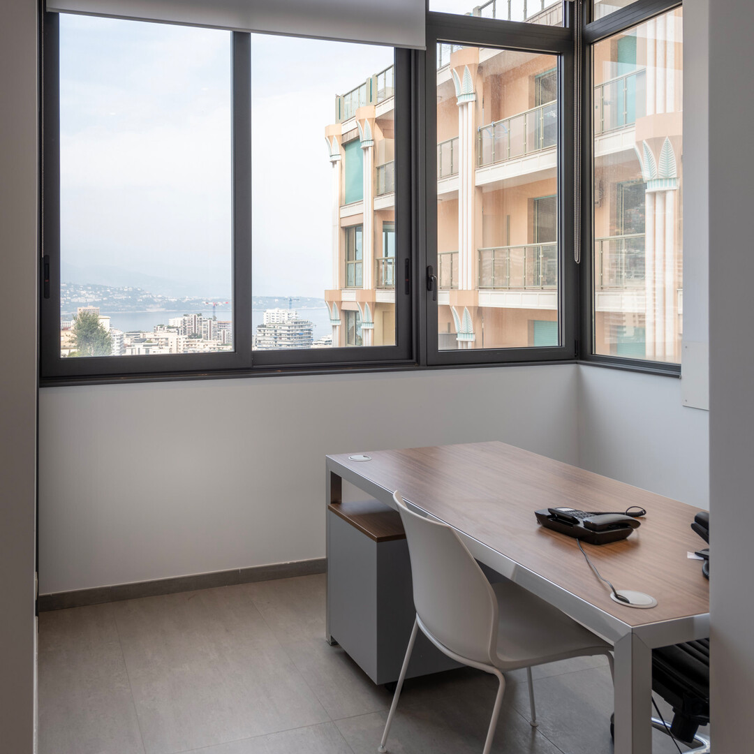 Bureau à la location - Bettina