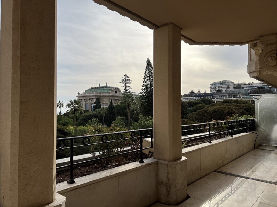 RÉSIDENCE MÉTROPOLE