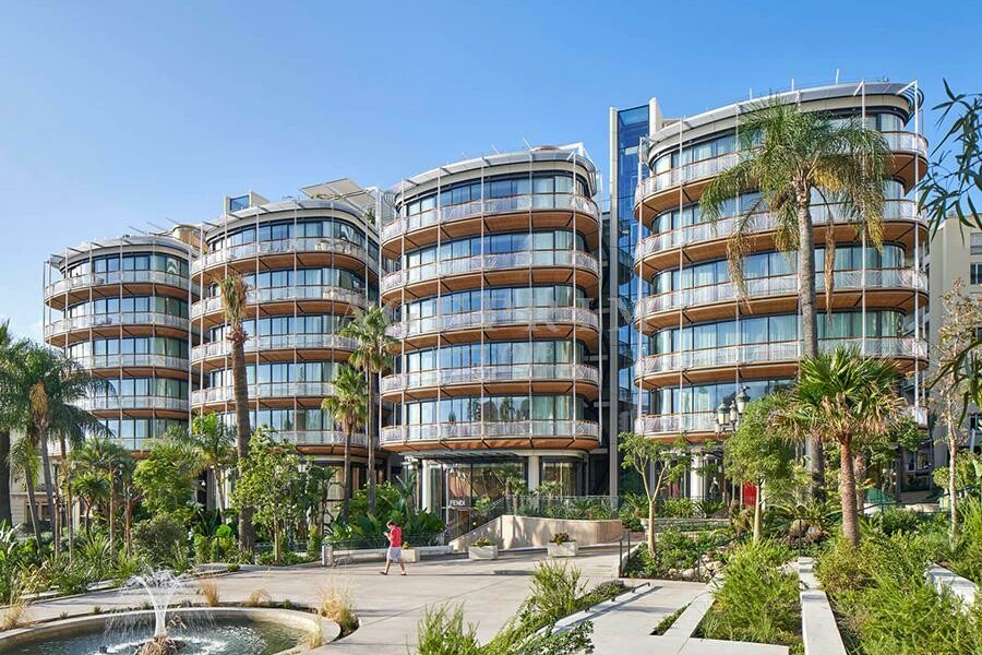 Magnifique duplex avec vue exceptionnelle sur la place du Casino et la mer