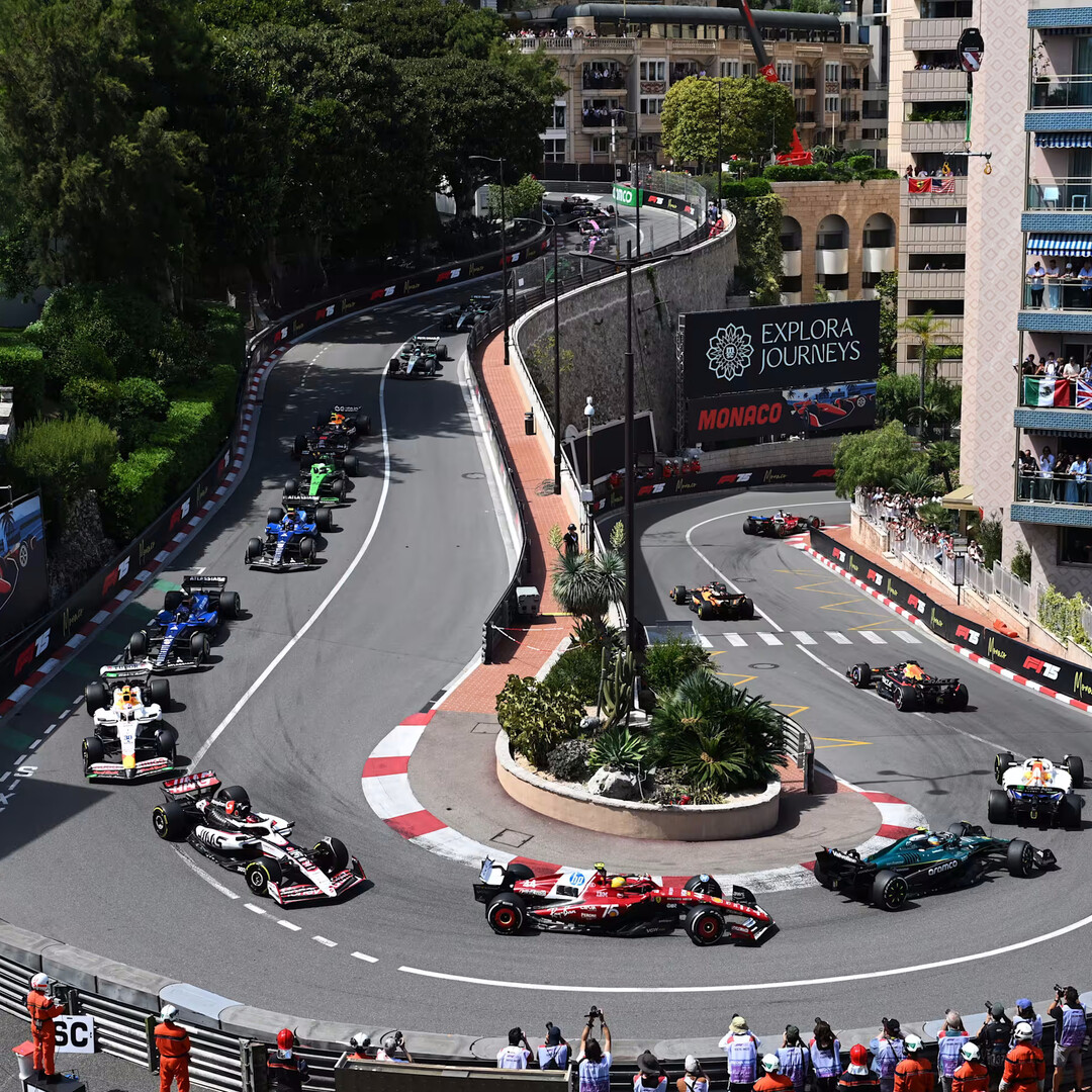 Location de E-Grand Prix et/ou F1 Grand Prix avec vue en épingle au premier rang !