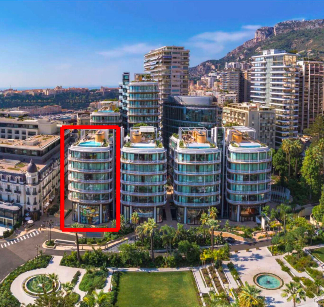 Magnifique duplex avec vue exceptionnelle sur la place du Casino et la mer