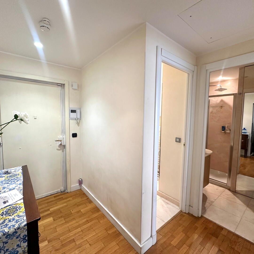 LE VALLESPIR : 2P - TERRASSE - Location d'appartements à Monaco