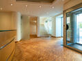 MAGNIFIQUE LOCAL COMMERCIAL/BUREAU - BELLES VITRINES - Location d'appartements à Monaco