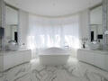 VILLA D’EXCEPTION EN BORD DE MER - Location d'appartements à Monaco