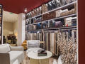 MAGASIN AVEC VITRINE SUR RUE PASSANTE - Location d'appartements à Monaco