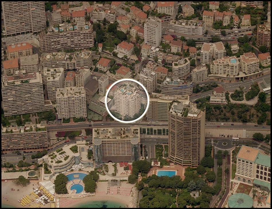 Sole Agent – High-end renovated luxury apartment with sea view