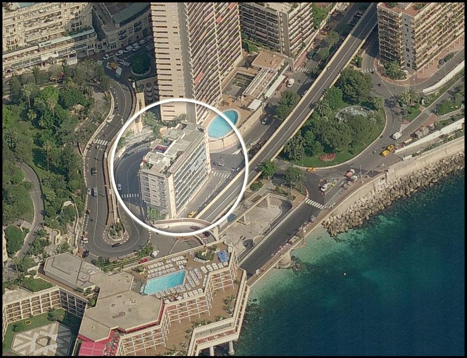 Sole Agent – High-end renovated luxury apartment with sea view