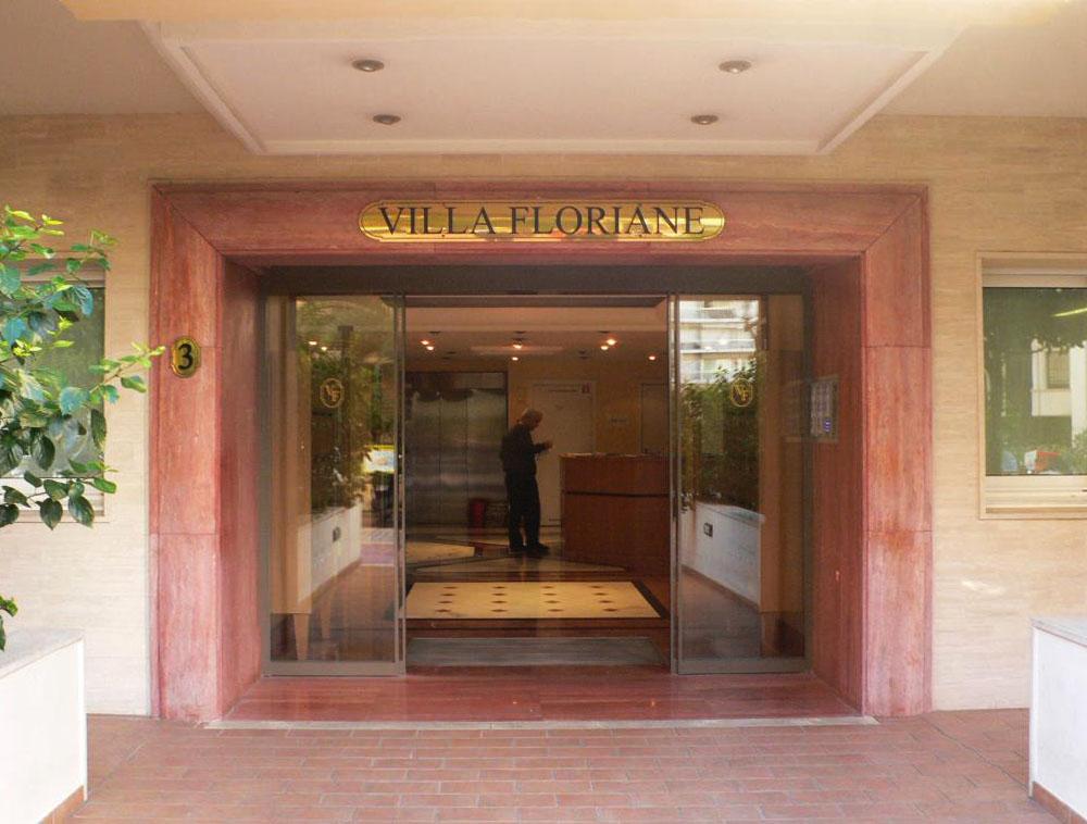 Sole Agent – High-end renovated luxury apartment with sea view